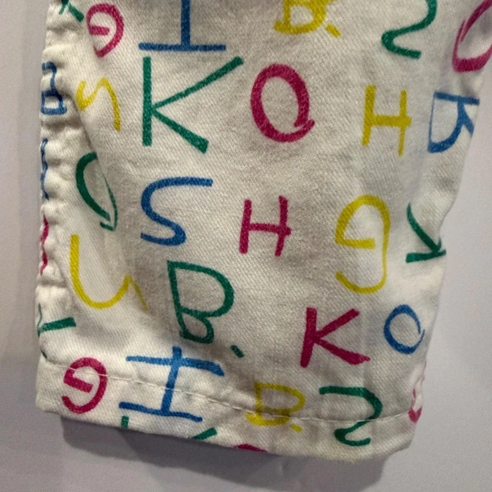 Vtg OshKosh B'gosh USA White Alphabet Print Corduroy Overalls‎ Vestbak 18 Mos